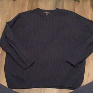 Classic woven sweater